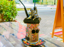 Meet & Melt Cookie & Cream Over The Top Milkshake