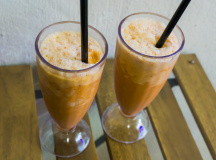 Meet & Melt Iced Thai Milk Tea