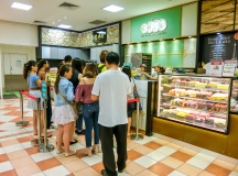 Tai Cheong Bakery Singapore - Queue