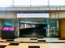 Crowne Plaza Lobby Lounge High Tea - Entrance