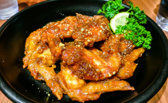 Twins Korean Fried Chicken Soy & Garlic Chicken Wings 2