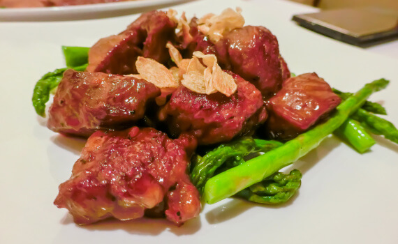 Wan Hao Chinese Restaurant Pan-fried Australian Beef Tenderloin with Honey Black Pepper Sauce