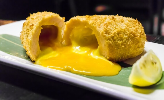 STREET 50 Restaurant & Bar – Salted Egg Lava Chicken Breast 2